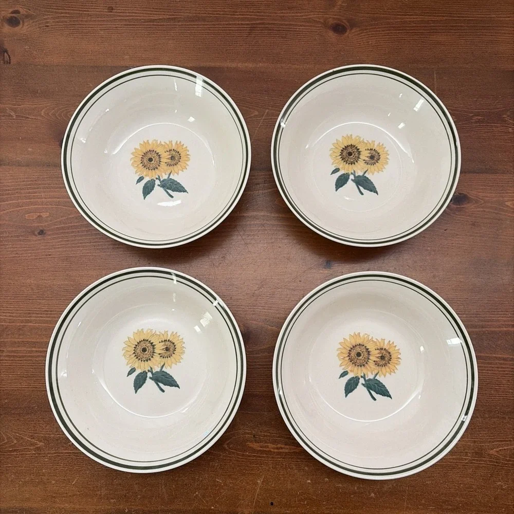 Sunflower Motif Soup Salad Cereal Bowls Green Trim Stoneware 6.75